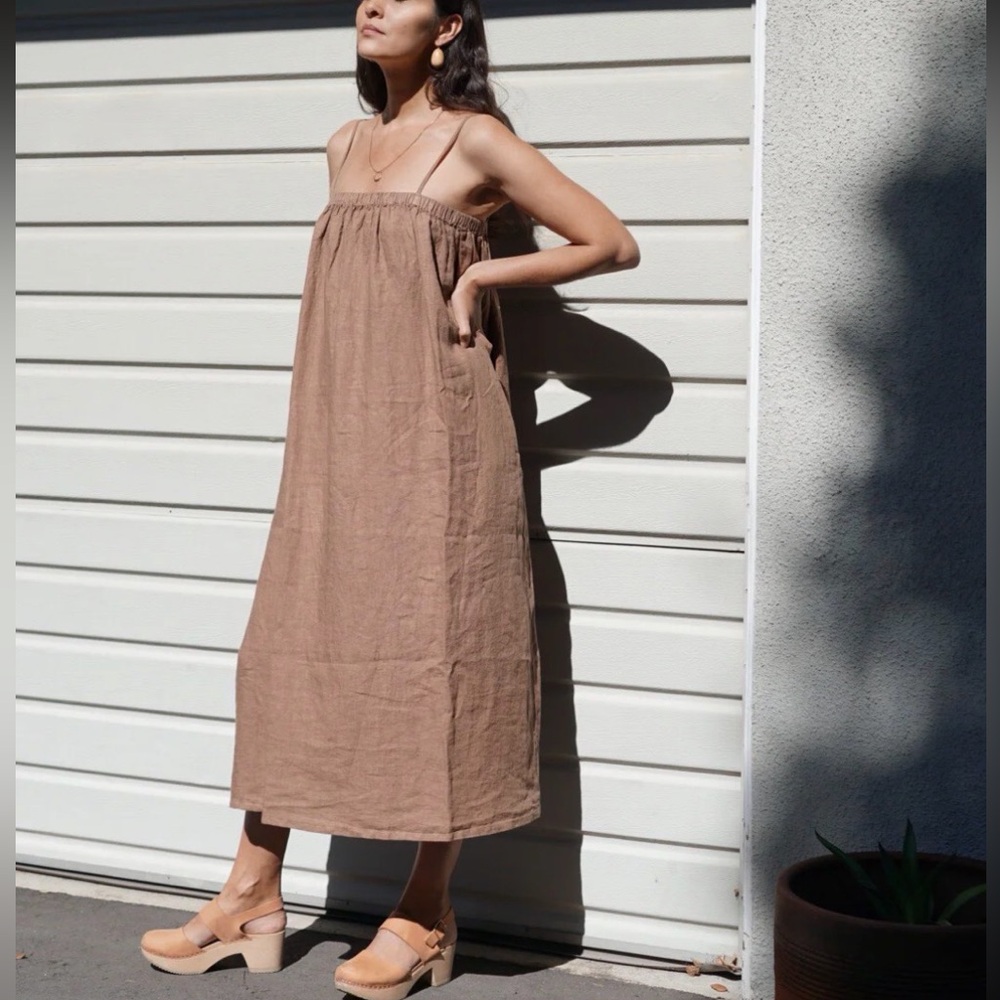 Filosofia Leah Dress in Wheat - size medium - Picture 4 of 12